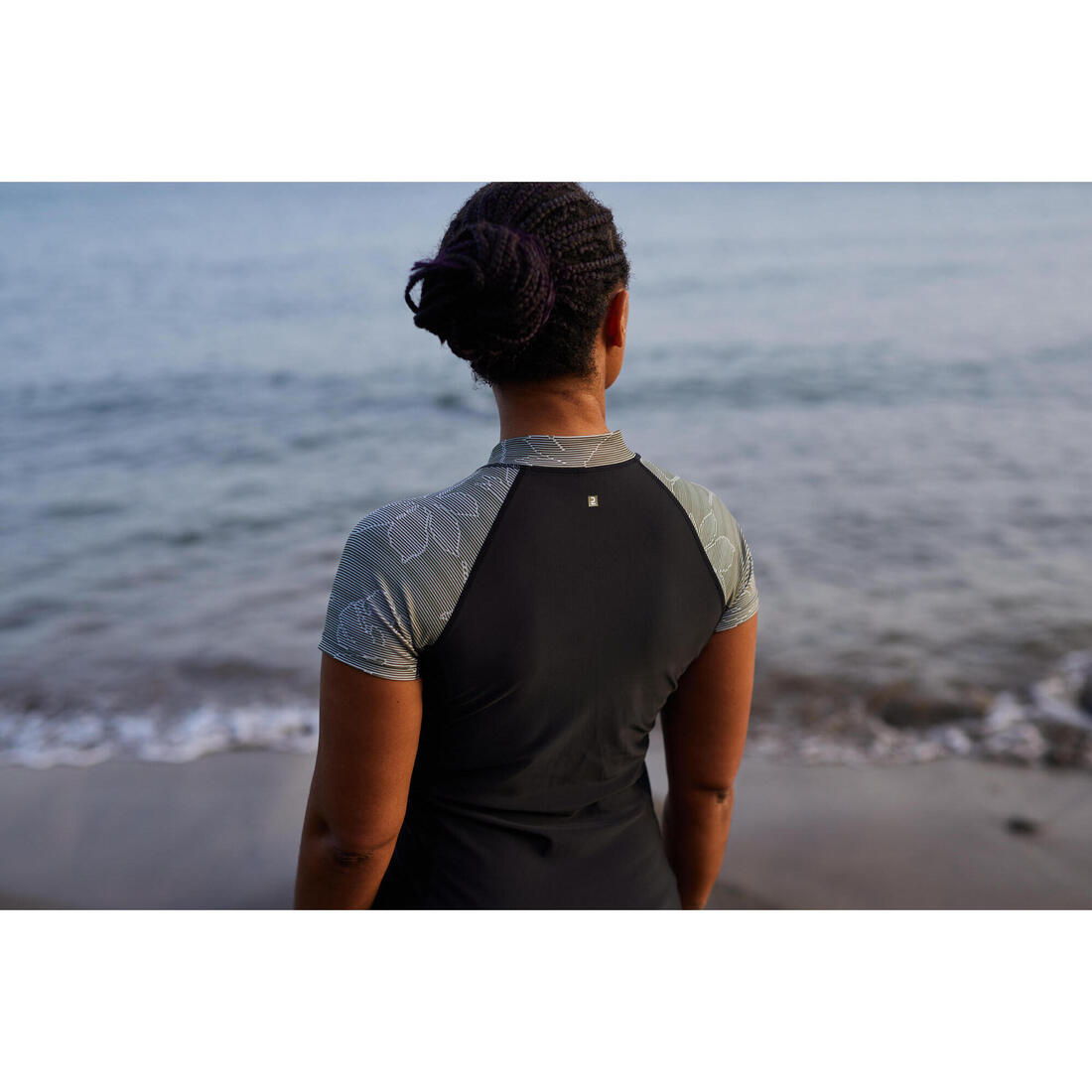 DECATHLON Women’s short-sleeved top for aquagym and aquafitness black lia khaki | Swimsuit top DECATHLON Women’s short-sleeved top for aquagym and aquafitness black lia khaki | Swimsuit top