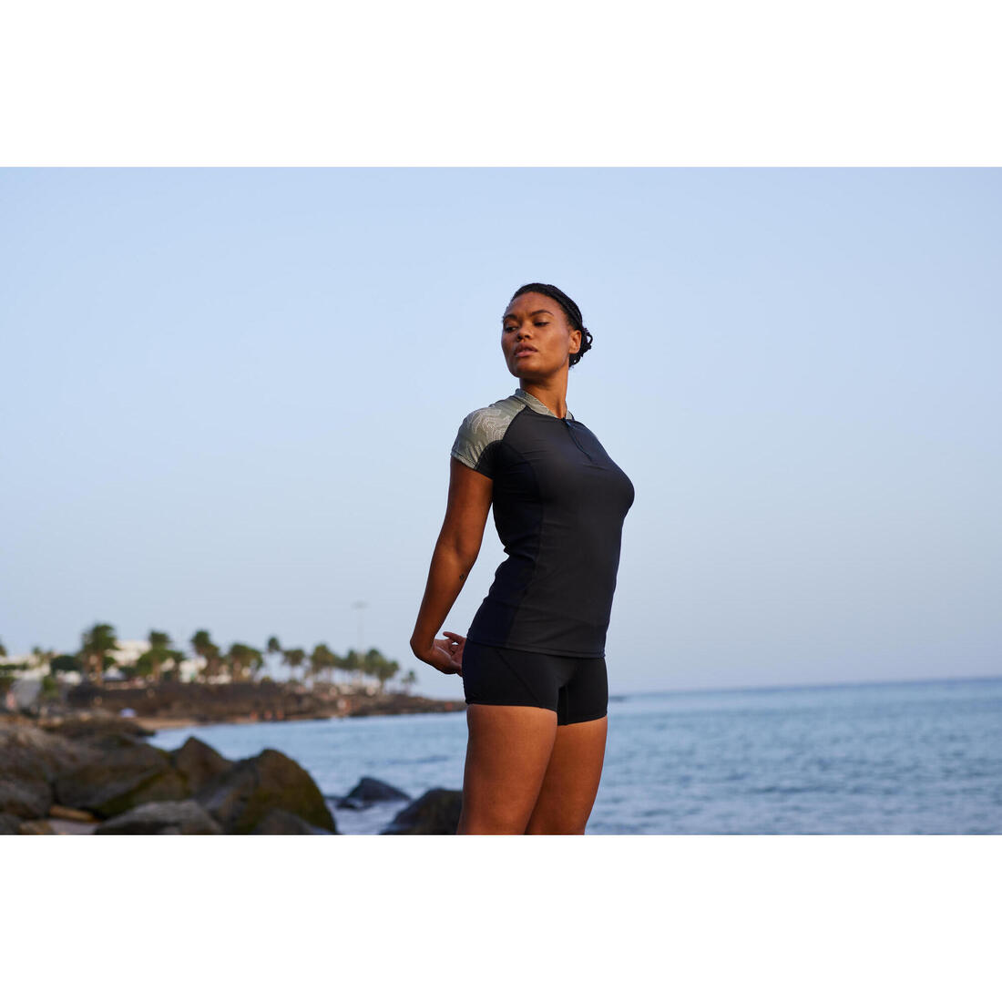 DECATHLON Women’s short-sleeved top for aquagym and aquafitness black lia khaki | Swimsuit top DECATHLON Women’s short-sleeved top for aquagym and aquafitness black lia khaki | Swimsuit top