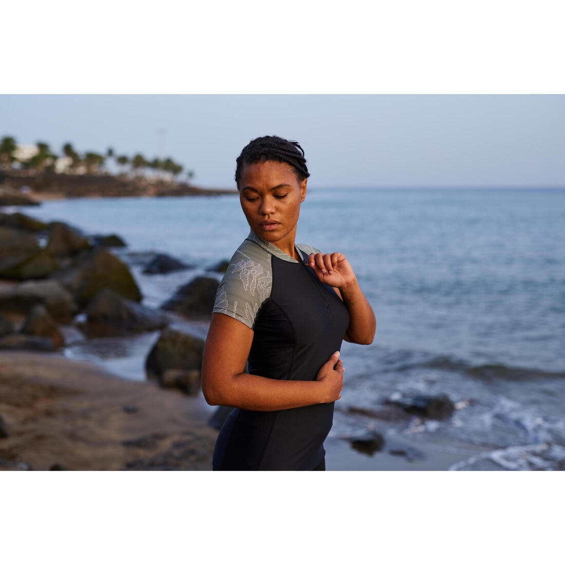 DECATHLON Women’s short-sleeved top for aquagym and aquafitness black lia khaki | Swimsuit top DECATHLON Women’s short-sleeved top for aquagym and aquafitness black lia khaki | Swimsuit top