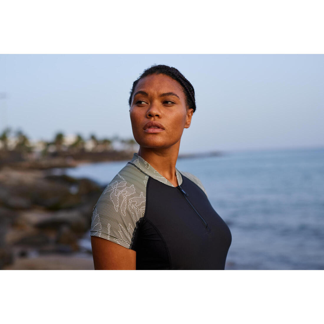 DECATHLON Women’s short-sleeved top for aquagym and aquafitness black lia khaki | Swimsuit top DECATHLON Women’s short-sleeved top for aquagym and aquafitness black lia khaki | Swimsuit top