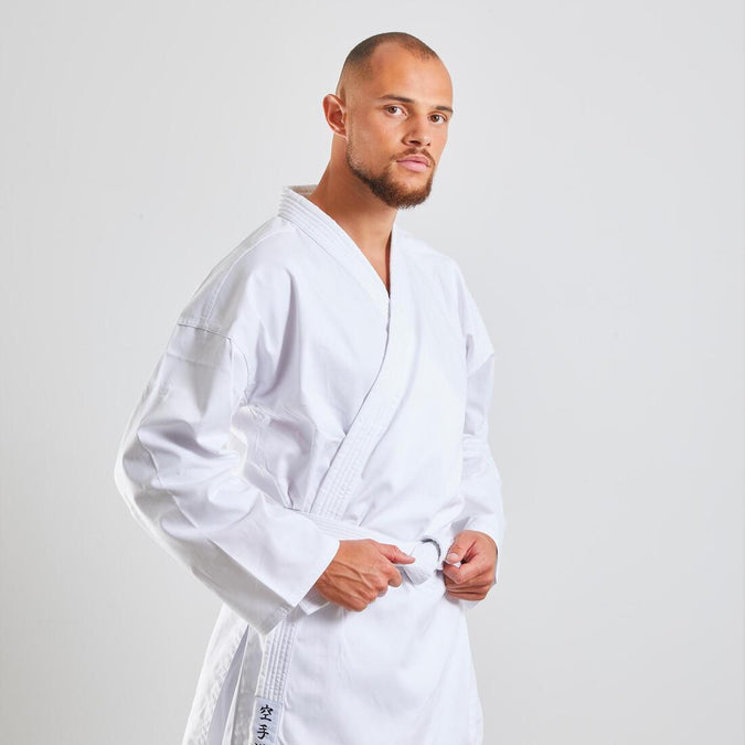 





100 Adult Karate Uniform, photo 1 of 5